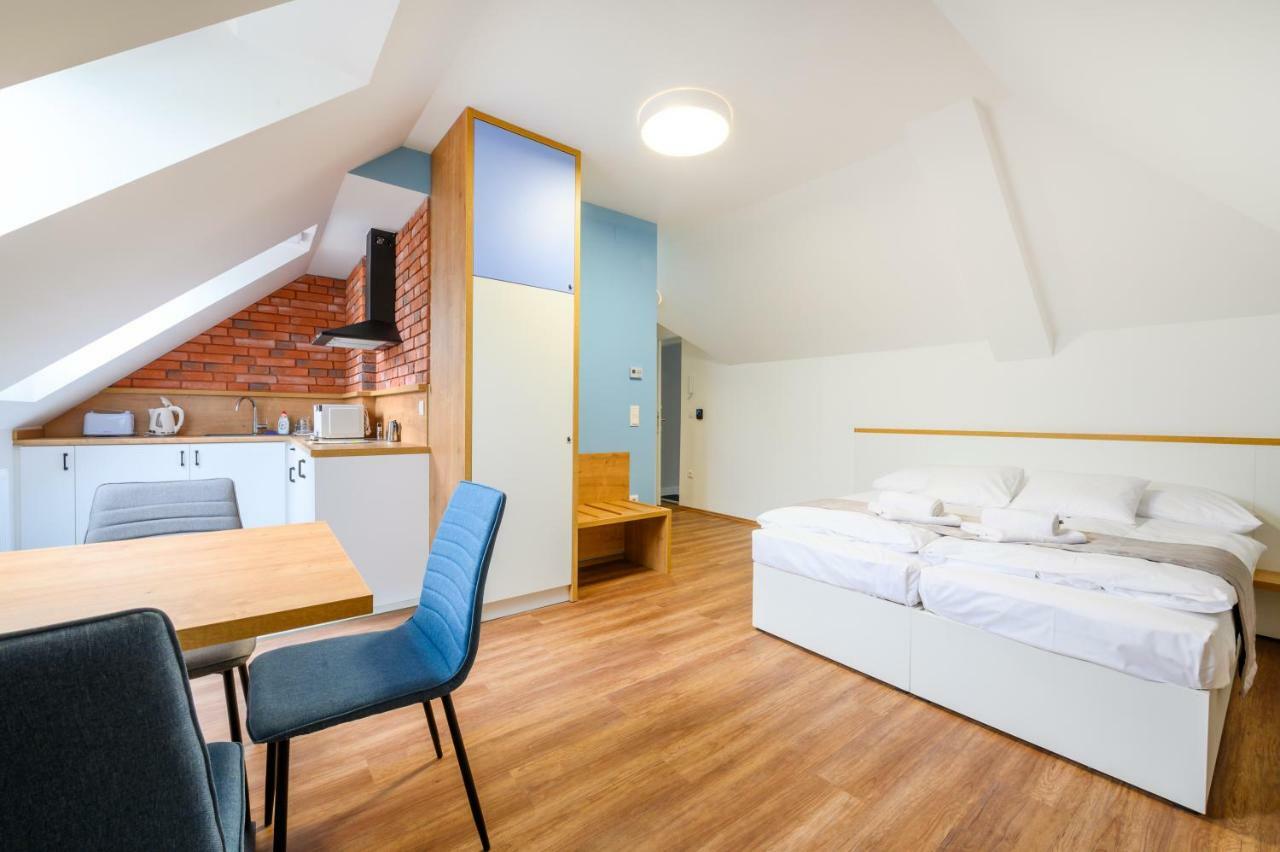 Berill Suites Sárvár Exterior foto
